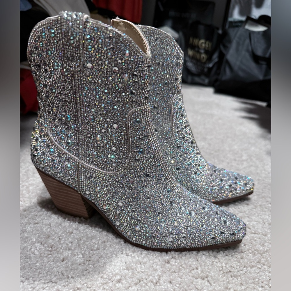 Betsey Johnson size 6 NWOT